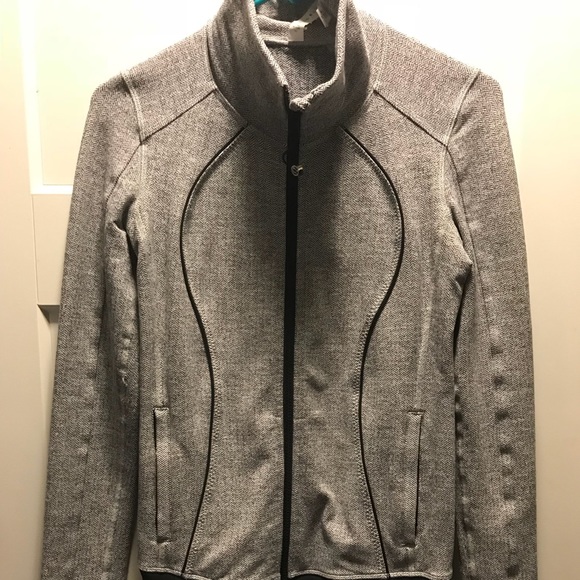 lululemon athletica Jackets & Blazers - Lululemon grey and black zip up